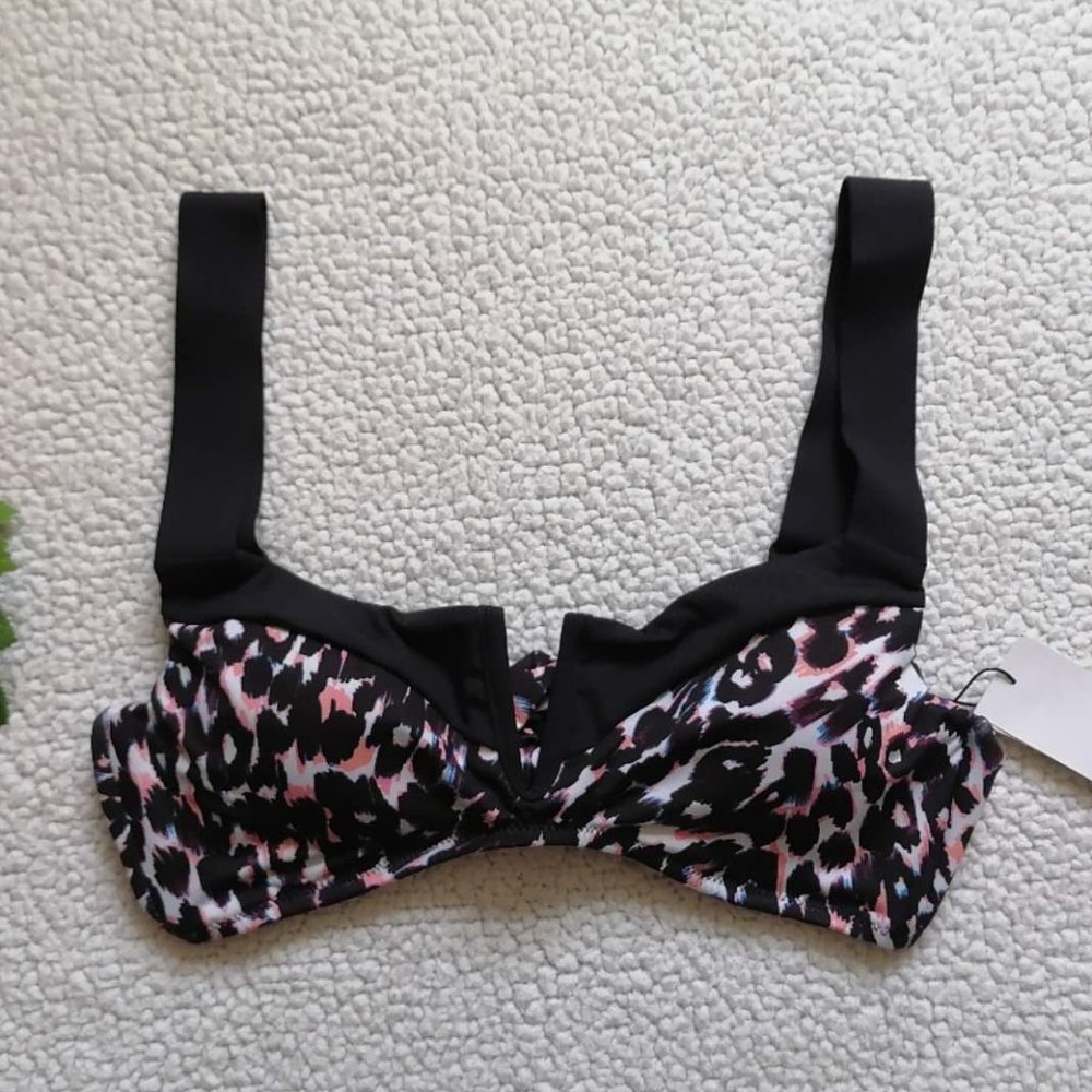 Sanctuary Women’s Printed V-Wire Bralette Bikini Top in Multi Color, Size M